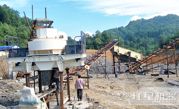 時(shí)產(chǎn)50-60噸建筑垃圾沖擊式破碎機(jī)哪里便宜？河南廠家有推薦嗎？