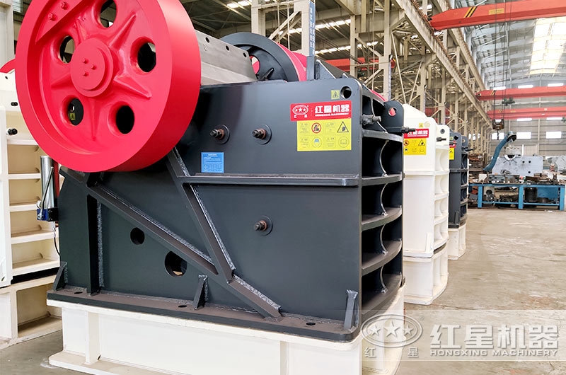 破碎出40-80mm石子用什么破碎機(jī)好？