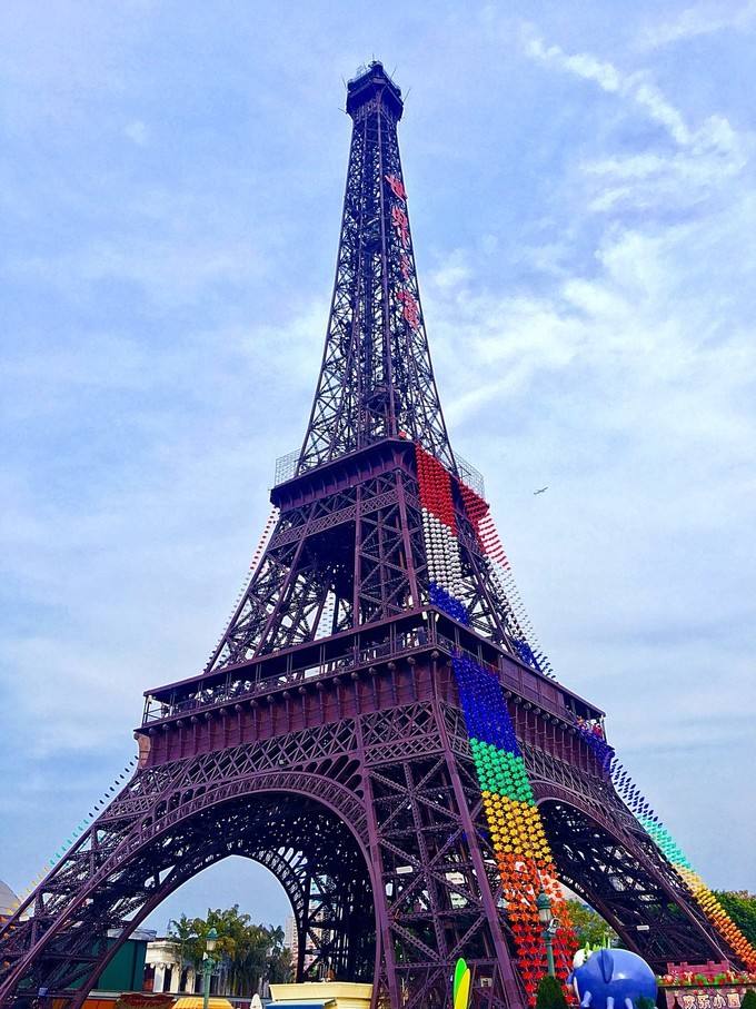 1.3.8，深圳世界之窗埃菲爾鐵塔仿塔.jpg